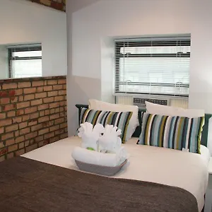 Chelsea (adults Only) Herberg